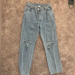 Cloud 10 high waisted straight leg jeans asymmetrical size small